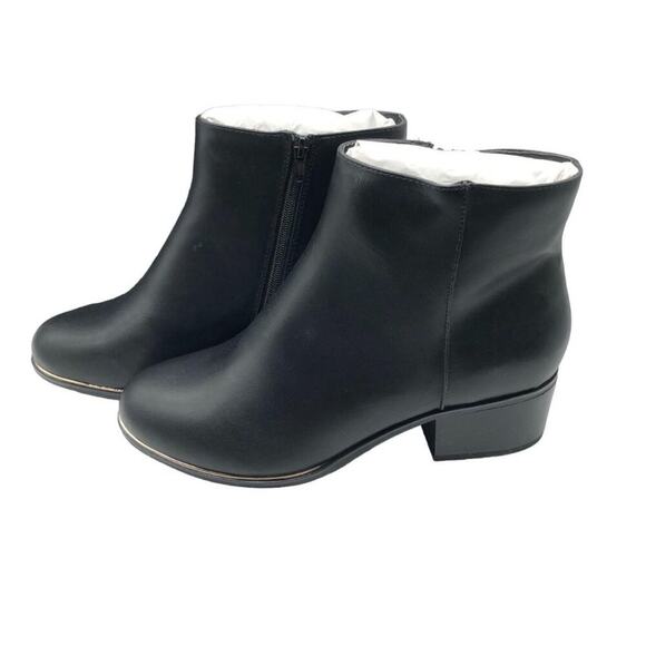 NWT Lane Bryant Women's Black Faux Leather Block Heel Ankle Boots Booties 10W - Picture 1 of 8